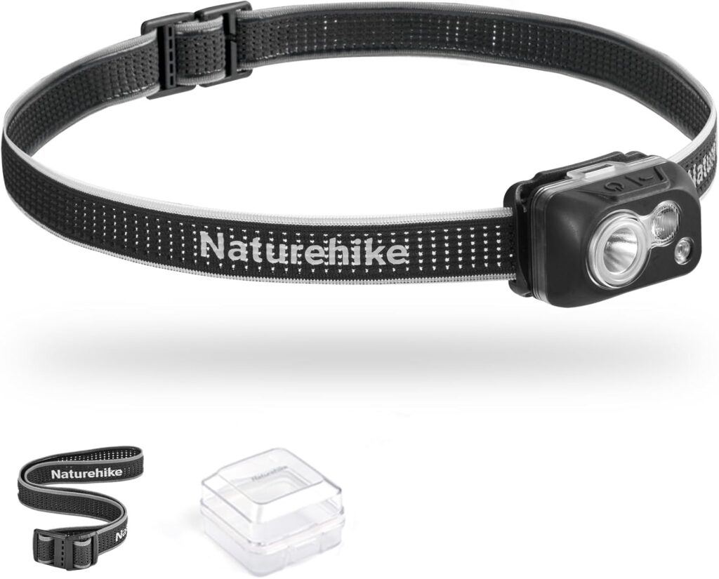Naturehike LED Stirnlampe beim Trekking in den Bergen